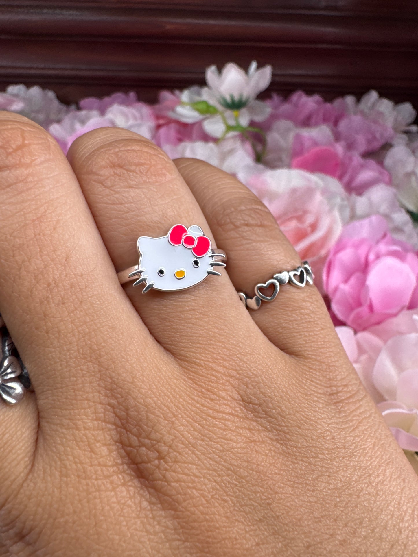 Kitty ring