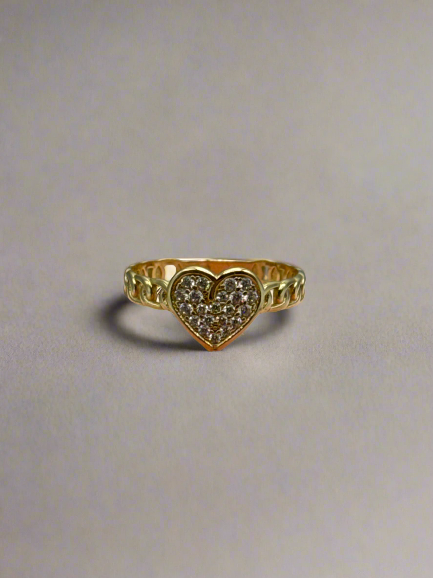 14k heart ring with Cuban link design on sides