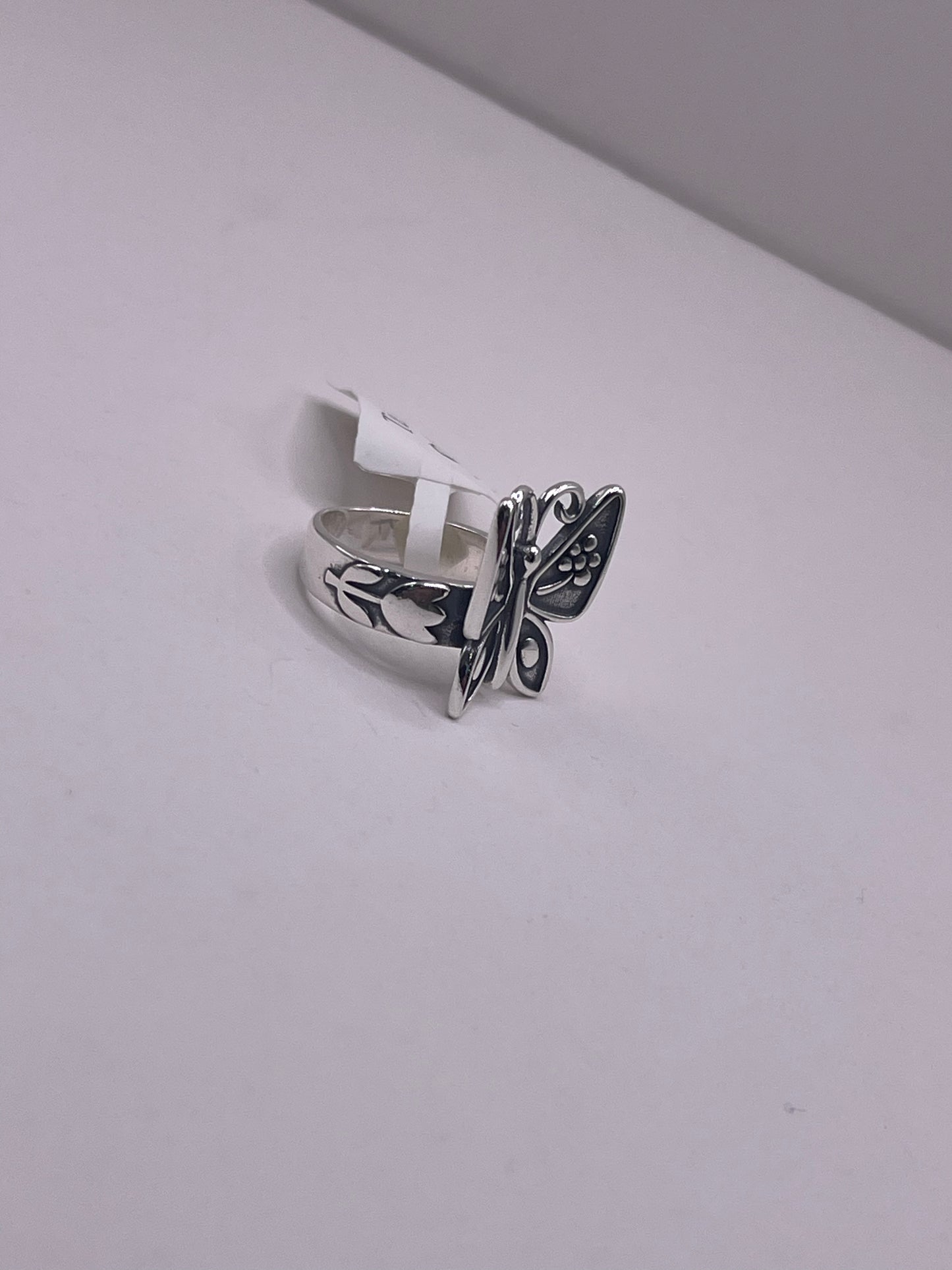 Large butterfly ring